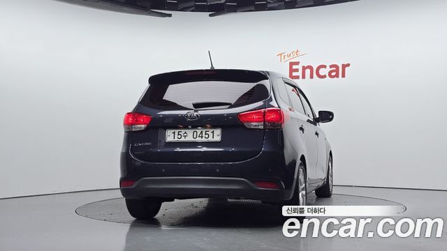 Kia Carens из Кореи Encar