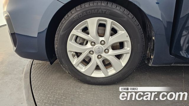 Kia Carens из Кореи Encar