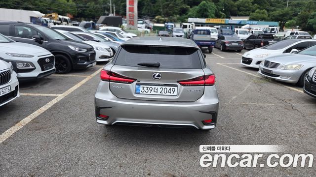 Lexus CT200h из Кореи Encar