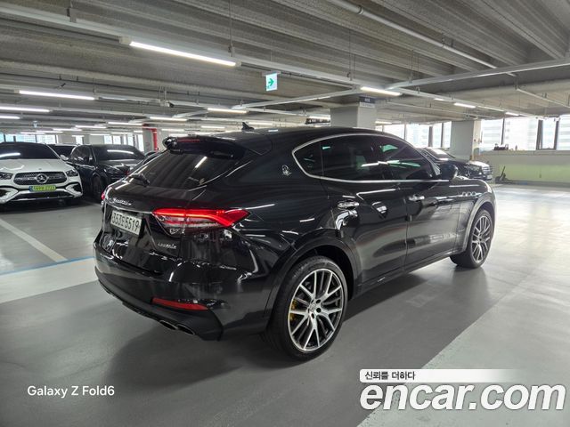 Maserati Levante 3.0 S AWD GranSport — пробег 68 253 км — фото 5 из 5