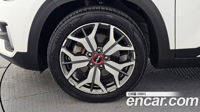 Kia Seltos из Кореи Encar