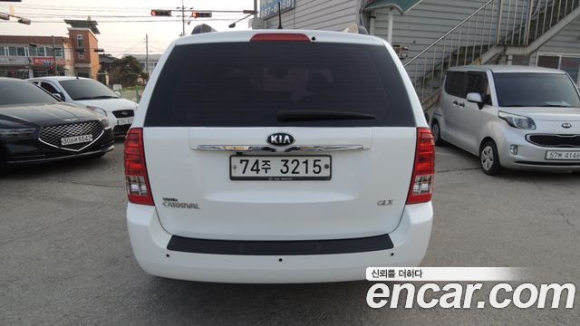 Kia Carnival из Кореи Encar