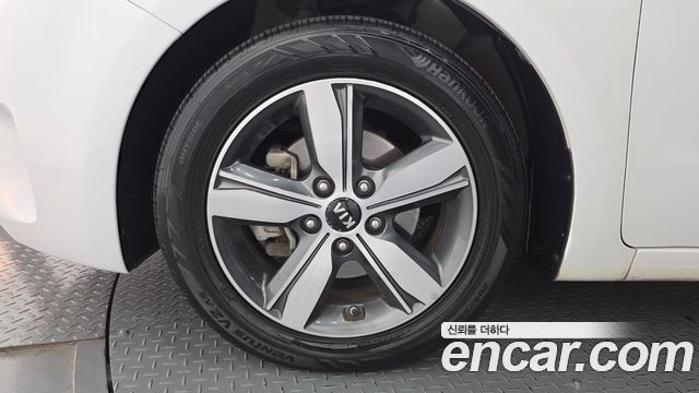 Kia K3 из Кореи Encar