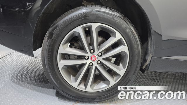 Jaguar F-PACE из Кореи Encar