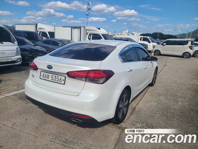 Kia K3 из Кореи Encar