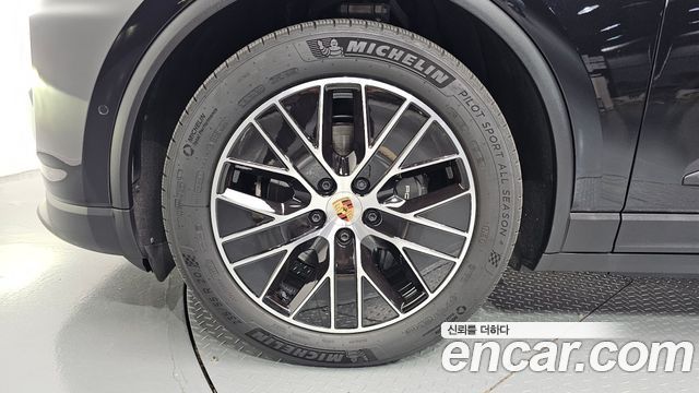 Porsche Macan из Кореи Encar
