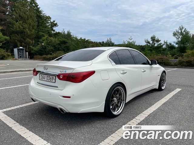Infiniti Q50 3.5 Hybrid Essence — пробег 40 840 км — фото 5 из 5