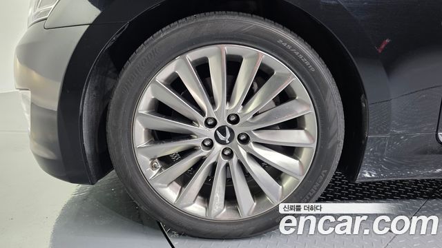 Hyundai Equus из Кореи Encar