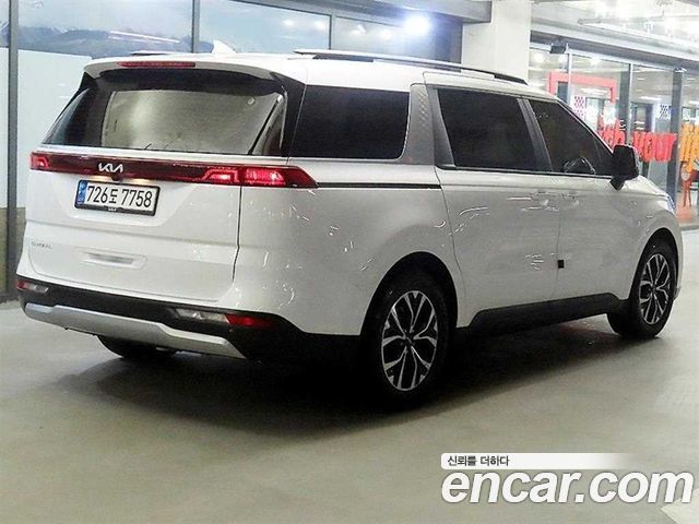 Kia Carnival 11-Seater Prestige — пробег 153 586 км — фото 4 из 5