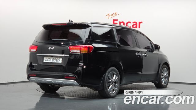Kia Carnival из Кореи Encar