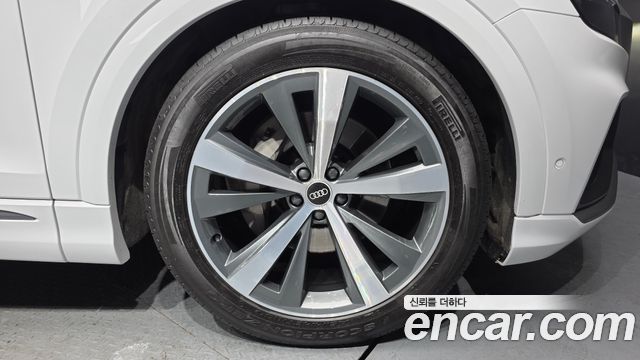 Audi Q8 из Кореи Encar